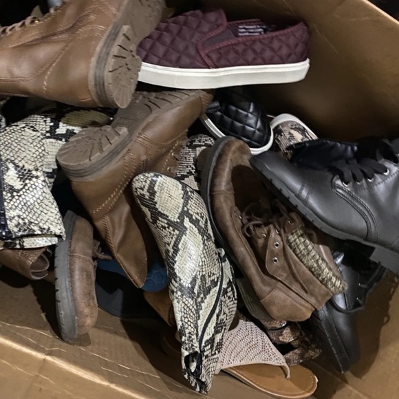 5 Pairs shoes mystery mix bundle Mixed Women Sandals Mules Boots - Picture 8 of 9